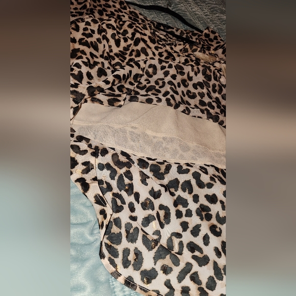 Fate Cheetah Print Lined Blouse Size Medium NWOT - Picture 3 of 7